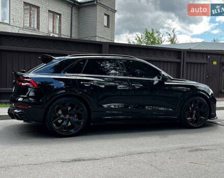 Чорний Ауді RS Q8, об'ємом двигуна 4 л та пробігом 17 тис. км за 112500 $, фото 8 на Automoto.ua