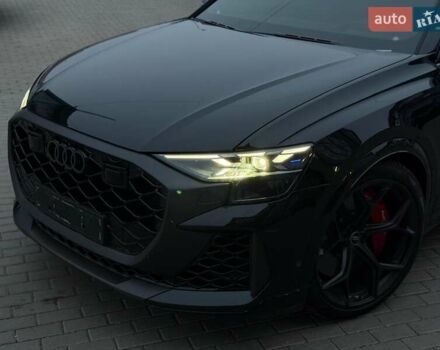 Черный Ауди RS Q8, объемом двигателя 4 л и пробегом 19 тыс. км за 188222 $, фото 1 на Automoto.ua
