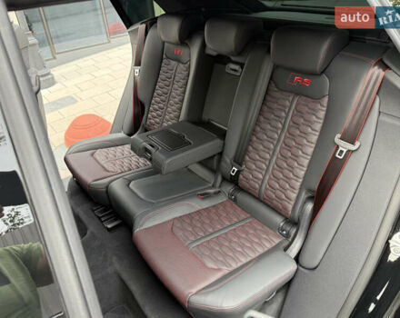 Чорний Ауді RS Q8, об'ємом двигуна 4 л та пробігом 12 тис. км за 173000 $, фото 53 на Automoto.ua