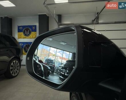 Чорний Ауді RS Q8, об'ємом двигуна 4 л та пробігом 9 тис. км за 153500 $, фото 51 на Automoto.ua