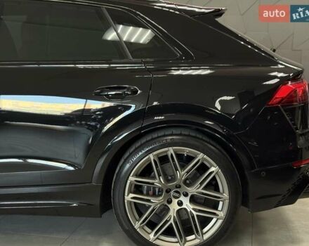 Чорний Ауді RS Q8, об'ємом двигуна 4 л та пробігом 9 тис. км за 153500 $, фото 27 на Automoto.ua