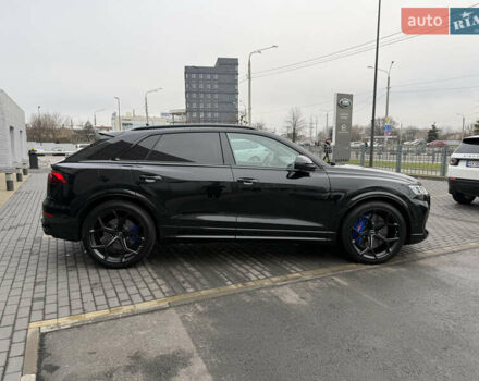 Чорний Ауді RS Q8, об'ємом двигуна 4 л та пробігом 52 тис. км за 145000 $, фото 3 на Automoto.ua