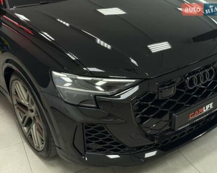 Чорний Ауді RS Q8, об'ємом двигуна 4 л та пробігом 9 тис. км за 153500 $, фото 14 на Automoto.ua