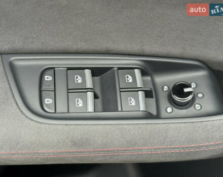 Чорний Ауді RS Q8, об'ємом двигуна 4 л та пробігом 12 тис. км за 173000 $, фото 56 на Automoto.ua