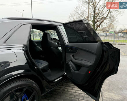 Чорний Ауді RS Q8, об'ємом двигуна 4 л та пробігом 52 тис. км за 145000 $, фото 16 на Automoto.ua