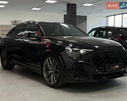 Чорний Ауді RS Q8, об'ємом двигуна 4 л та пробігом 9 тис. км за 153500 $, фото 15 на Automoto.ua