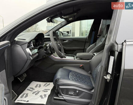 Чорний Ауді RS Q8, об'ємом двигуна 4 л та пробігом 52 тис. км за 145000 $, фото 10 на Automoto.ua