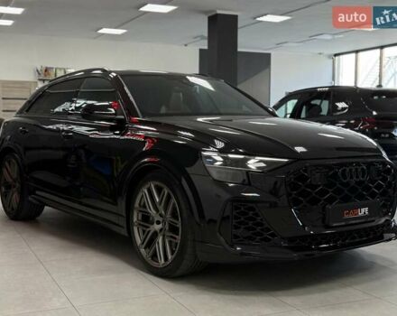 Чорний Ауді RS Q8, об'ємом двигуна 4 л та пробігом 9 тис. км за 153500 $, фото 16 на Automoto.ua