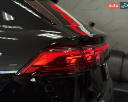 Чорний Ауді RS Q8, об'ємом двигуна 4 л та пробігом 9 тис. км за 153500 $, фото 25 на Automoto.ua