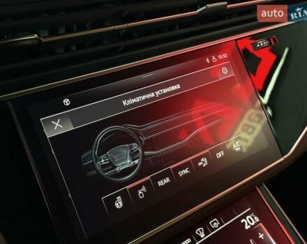 Чорний Ауді RS Q8, об'ємом двигуна 4 л та пробігом 9 тис. км за 153500 $, фото 44 на Automoto.ua