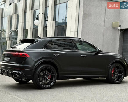 Чорний Ауді RS Q8, об'ємом двигуна 4 л та пробігом 12 тис. км за 173000 $, фото 25 на Automoto.ua
