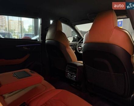 Чорний Ауді RS Q8, об'ємом двигуна 4 л та пробігом 9 тис. км за 153500 $, фото 63 на Automoto.ua