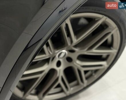 Чорний Ауді RS Q8, об'ємом двигуна 4 л та пробігом 9 тис. км за 153500 $, фото 9 на Automoto.ua