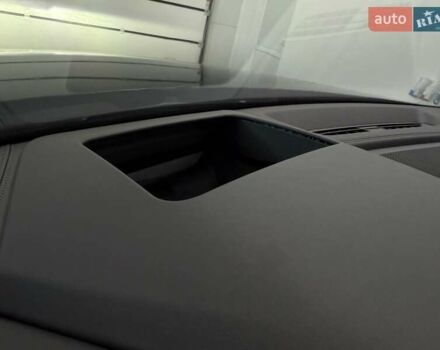 Чорний Ауді RS Q8, об'ємом двигуна 4 л та пробігом 9 тис. км за 153500 $, фото 35 на Automoto.ua