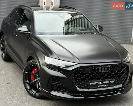 Чорний Ауді RS Q8, об'ємом двигуна 4 л та пробігом 12 тис. км за 173000 $, фото 1 на Automoto.ua