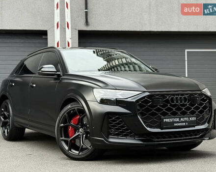 Чорний Ауді RS Q8, об'ємом двигуна 4 л та пробігом 12 тис. км за 173000 $, фото 2 на Automoto.ua