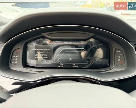 Ауди RS Q8 2025 в Киеве на Automoto.ua Черный Ауди RS Q8, объемом двигателя 4 л и пробегом 1 тыс. км за 142999 $, фото 32 на Automoto.ua