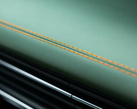 Черный Ауди RS Q8, объемом двигателя 4 л и пробегом 19 тыс. км за 200000 $, фото 25 на Automoto.ua