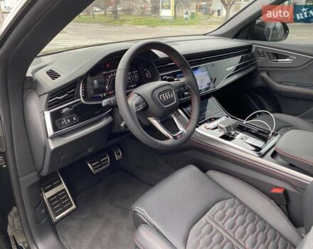 Чорний Ауді RS Q8, об'ємом двигуна 4 л та пробігом 1 тис. км за 159298 $, фото 20 на Automoto.ua