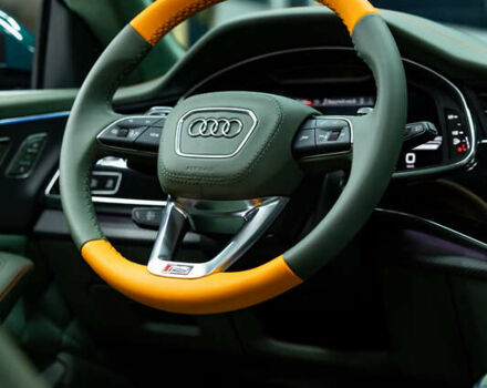 Черный Ауди RS Q8, объемом двигателя 4 л и пробегом 19 тыс. км за 200000 $, фото 16 на Automoto.ua