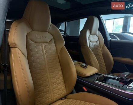 Черный Ауди RS Q8, объемом двигателя 4 л и пробегом 1 тыс. км за 169500 $, фото 68 на Automoto.ua