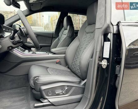 Ауди RS Q8 2025 в Киеве на Automoto.ua Черный Ауди RS Q8, объемом двигателя 4 л и пробегом 1 тыс. км за 142999 $, фото 30 на Automoto.ua