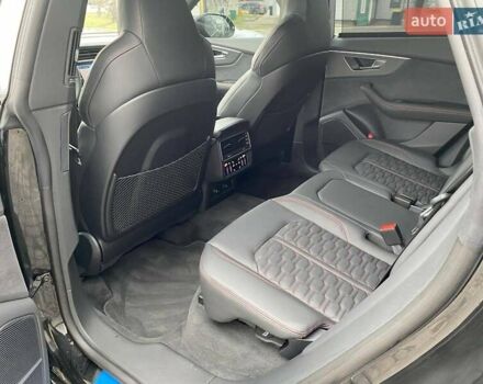 Чорний Ауді RS Q8, об'ємом двигуна 4 л та пробігом 1 тис. км за 159298 $, фото 23 на Automoto.ua