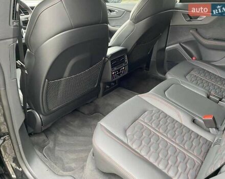 Чорний Ауді RS Q8, об'ємом двигуна 4 л та пробігом 1 тис. км за 159298 $, фото 24 на Automoto.ua