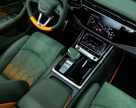 Черный Ауди RS Q8, объемом двигателя 4 л и пробегом 19 тыс. км за 200000 $, фото 11 на Automoto.ua