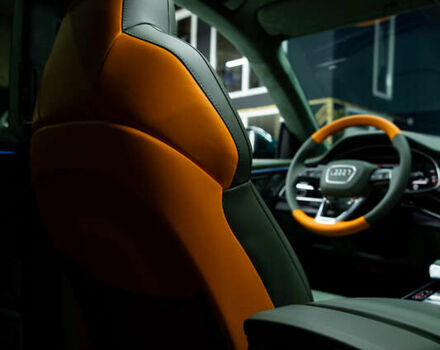 Черный Ауди RS Q8, объемом двигателя 4 л и пробегом 19 тыс. км за 200000 $, фото 17 на Automoto.ua