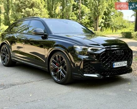 Чорний Ауді RS Q8, об'ємом двигуна 4 л та пробігом 1 тис. км за 163950 $, фото 4 на Automoto.ua