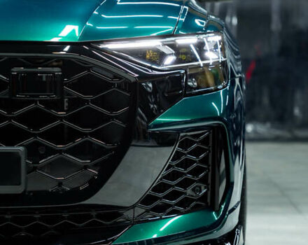 Черный Ауди RS Q8, объемом двигателя 4 л и пробегом 19 тыс. км за 200000 $, фото 3 на Automoto.ua