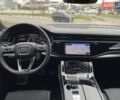 Чорний Ауді RS Q8, об'ємом двигуна 4 л та пробігом 1 тис. км за 159298 $, фото 37 на Automoto.ua
