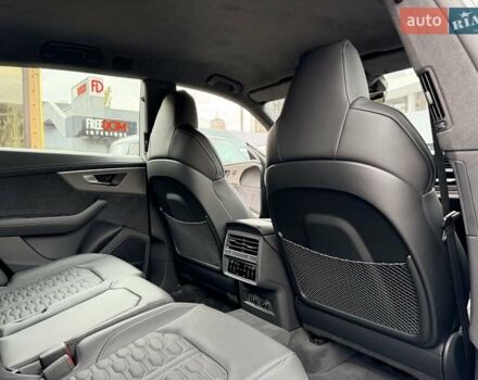 Ауди RS Q8 2025 в Киеве на Automoto.ua Черный Ауди RS Q8, объемом двигателя 4 л и пробегом 1 тыс. км за 142999 $, фото 24 на Automoto.ua