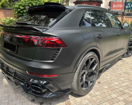 Черный Ауди RS Q8, объемом двигателя 4 л и пробегом 7 тыс. км за 159000 $, фото 5 на Automoto.ua