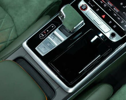 Черный Ауди RS Q8, объемом двигателя 4 л и пробегом 19 тыс. км за 200000 $, фото 15 на Automoto.ua