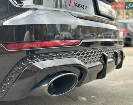 Чорний Ауді RS Q8, об'ємом двигуна 4 л та пробігом 1 тис. км за 154999 $, фото 18 на Automoto.ua