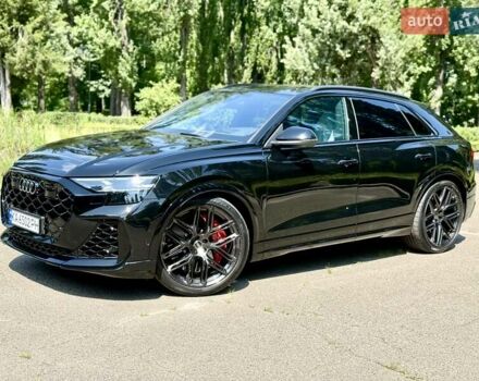 Чорний Ауді RS Q8, об'ємом двигуна 4 л та пробігом 1 тис. км за 163950 $, фото 12 на Automoto.ua