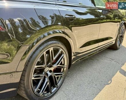 Чорний Ауді RS Q8, об'ємом двигуна 4 л та пробігом 1 тис. км за 163950 $, фото 41 на Automoto.ua