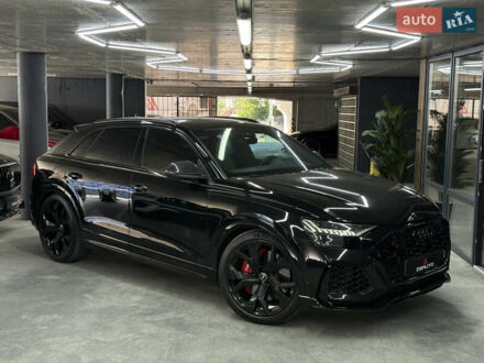 Чорний Ауді RS Q8, об'ємом двигуна 4 л та пробігом 55 тис. км за 99500 $, фото 1 на Automoto.ua