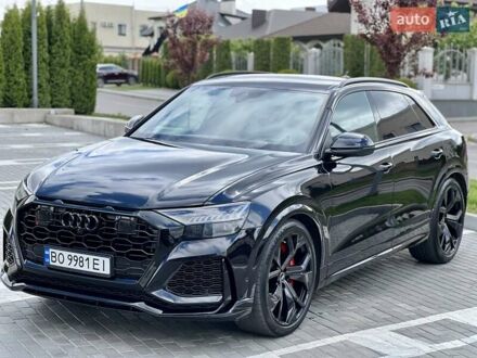Ауди RS Q8 2021 в Ровно на Automoto.ua Черный Ауди RS Q8, объемом двигателя 4 л и пробегом 80 тыс. км за 95000 $, фото 1 на Automoto.ua
