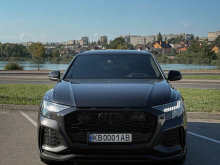 Ауді RS Q8 2021 у Вінниці на Automoto.ua Чорний Ауді RS Q8, об'ємом двигуна 4 л та пробігом 89 тис. км за 94999 $, фото 1 на Automoto.ua