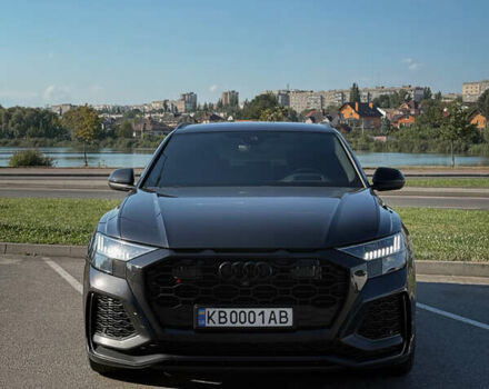 Чорний Ауді RS Q8, об'ємом двигуна 4 л та пробігом 89 тис. км за 94999 $, фото 1 на Automoto.ua