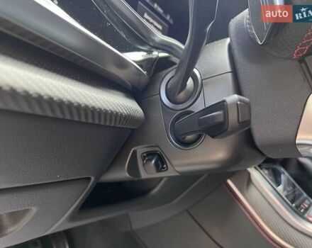 Червоний Ауді RS Q8, об'ємом двигуна 4 л та пробігом 58 тис. км за 91900 $, фото 23 на Automoto.ua
