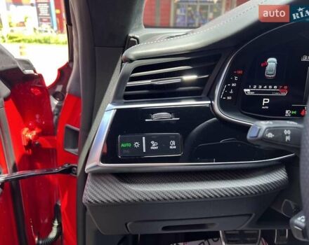 Червоний Ауді RS Q8, об'ємом двигуна 4 л та пробігом 58 тис. км за 91900 $, фото 22 на Automoto.ua