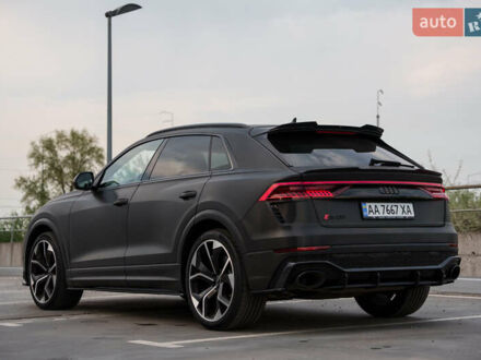 Червоний Ауді RS Q8, об'ємом двигуна 4 л та пробігом 79 тис. км за 99000 $, фото 1 на Automoto.ua