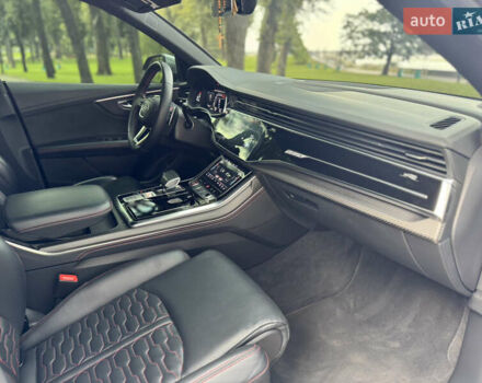 Ауді RS Q8, об'ємом двигуна 4 л та пробігом 96 тис. км за 93333 $, фото 33 на Automoto.ua