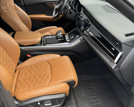 Ауді RS Q8, об'ємом двигуна 4 л та пробігом 61 тис. км за 97000 $, фото 15 на Automoto.ua