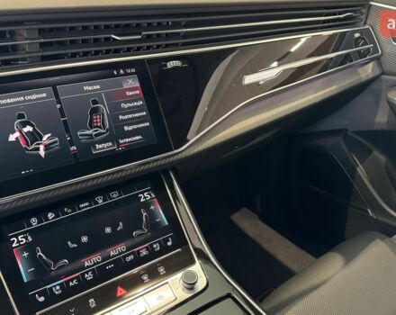 Ауді RS Q8, об'ємом двигуна 4 л та пробігом 0 тис. км за 159444 $, фото 24 на Automoto.ua