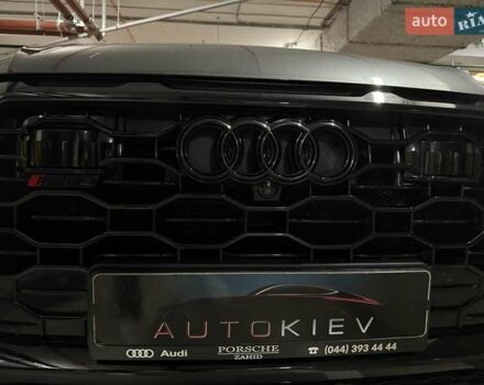Сірий Ауді RS Q8, об'ємом двигуна 4 л та пробігом 67 тис. км за 91500 $, фото 24 на Automoto.ua